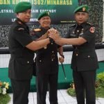 Tongkat Komando Dandim 1302/Minahasa berpindah, dari Letkol Ircham Effendy ke Letkol Mutakbir