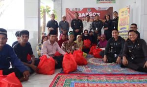 Pokjar IV Berikan Bantuan Untuk Warga Sekitar Penziarahan Pangeran Sunyalaras Tanara