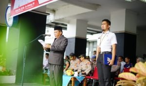 Sampaikan Pesan Kapolri, Wabup Rahmang Pimpin Apel Besar Satkamling dan Linmas se Padang Pariaman