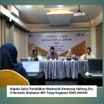 Kasi Pendidikan Madrasah Kemenag Halteng Tutup Kegiatan EDM eRKAM