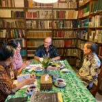 Perluas Jaringan Kerjasama, Fakultas Ilmu Budaya Unud Sambangi Lembaga Penelitian Prancis EFEO di Jakarta