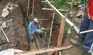 CV Revan Mergo Jaya Kerjakan Poryek Peningkatan Daerah Irigasi Lirip Kecamatan Cimanggu Sumber Dana Alokasi Khusus