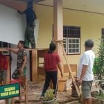 Warga Bersama Anggota Satgas TMMD Terus Melakukan Kerjasama Memperbaiki SD 57/II Dusun Talang Silungko