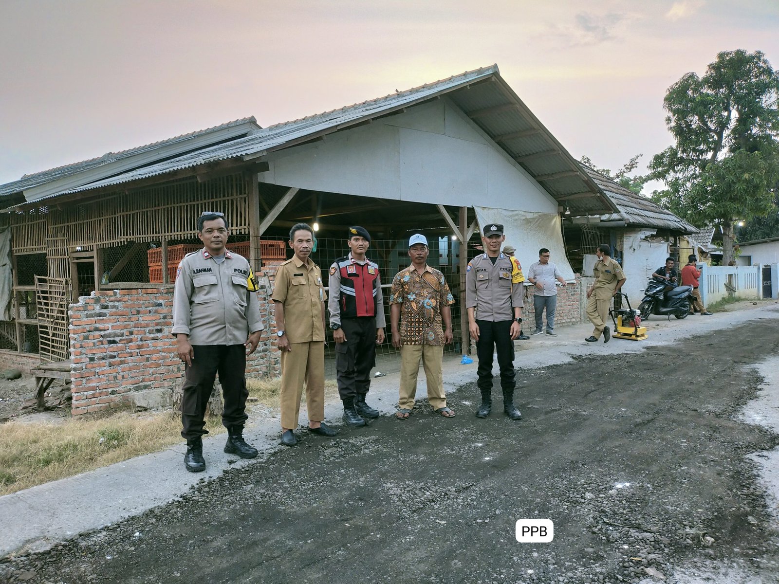 Pasca Kecelakaan Akibat Jalan Rusak, Ini Respon Cepat Kapolres dan Dinas Kabupaten Bekasi 1 IMG 20230724 WA0077 scaled