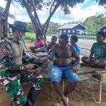 Satgas Yonif Raider 200/BN Beri Layanan Kesling bagi Masyarakat Kampung Muara Nawa