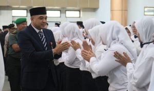 Bupati Zaki Lantik 4 Kepala Dinas dan 258 PNS Jabatan Fungsional