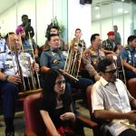 Partisipasi Panglima TNI dan Ketum Dharma Pertiwi Sukseskan Angklung Guinness World of Records