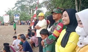 Seru, Nonton Bareng Sepakbola Tarkam dengan Nisrin Salsabila Caleg Partai Golkar dan Masyarakat di Desa Bojot