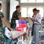 Dandim 0413/Bangka Beri Kejutan untuk Siswa SMAN 2 Sungai Selan dan SMAN 1 Pangkal Pinang