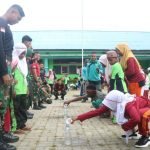 Masyarakat Walesi dan Satgas Yonif Raider 200/BN Gelar Perlombaan Peringati HUT RI ke-78