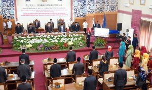 Hadiri Rapat Paripurna Terkait Laporan Badan Anggaran, Wako Molen : Pengelolaan APBD Perlu Dilakukan Secara Efektif dan Efisien