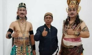 Meriahkan HUT RI ke-78, Pemdes Cokrowati Gelar Ketoprak Humor di Todanan