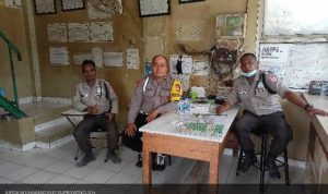 Sambang Polmas RW, Aipda Muhamad Riki Kanit Provos Polsek Jawilan Polres Serang Sambangi Warga
