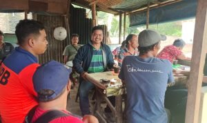 Caleg Hanura Fransisco H. Sibarani  Kunjungi Warga Korban Tanah Longsor di Jurrak Pematang Siantar