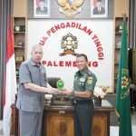 Tingkatkan Soliditas dan Solidaritas, Pangdam II/Sriwijaya Silaturahmi dengan Kepala Pengadilan Tinggi Sumsel