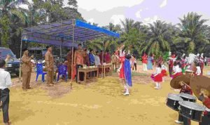 SDN 181 Cilodang Tampil Memukau Saat Tampil Di Pawai Upacara HUT RI Ke 78