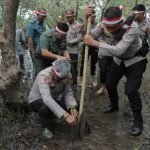 Polri Lestarikan Negeri, Polda Sulut dan Jajaran Tanam 16.850 Bibit Pohon di 32 Titik