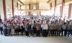 Anggota DPR RI Komisi IX dan Kemenkes Sosialisasikan Germas ke Masyarakat Curug Tangerang