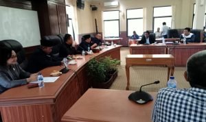 Perumda Pasar Dinilai Offside? Puluhan Pedagang Pasar Kutabumi Ngadu ke DPRD