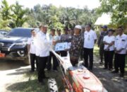 Bupati Bungo Serahkan Bantuan Daerah Rawan Pangan Prioritas II