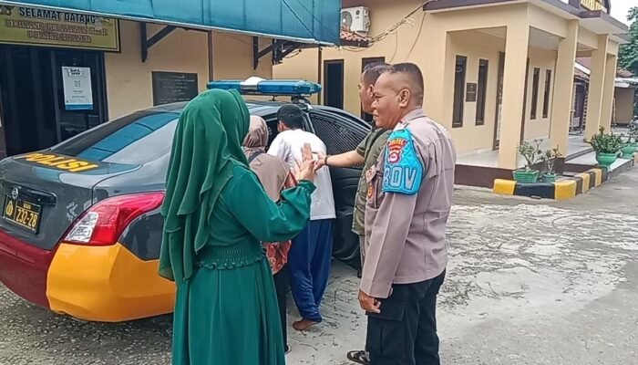 Diduga Pelaku Curanmor Yang Ditangkap Warga Ternyata ODGJ, Polsek Cikande Kembalikan ke Keluarganya