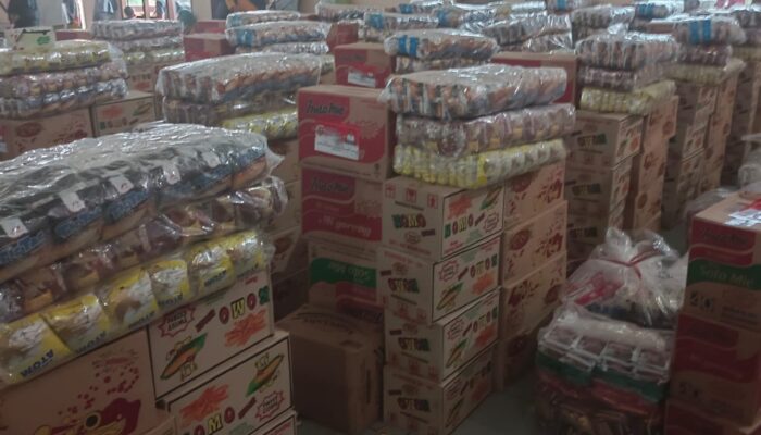 Dinsos Bekerjasama DPRD Provinsi Banten Salurkan Bantuan UEP di Gedung PGRI  Carenang