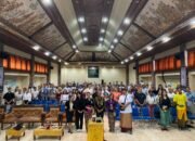 Kenakan pakaian adat Bali, 117 Mahasiswa Internasional BIPAS tampil memukau di Graduation Autumn Semester 2023