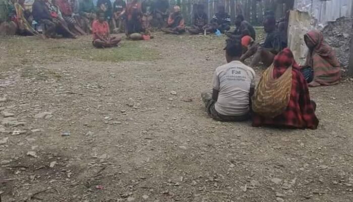 Breaking News: Baku Tembak TPNPB-OPM dan Satgas Ops Damai Kartenz, Puluhan Warga Distrik Sugapa Intan Jaya Mengungsi