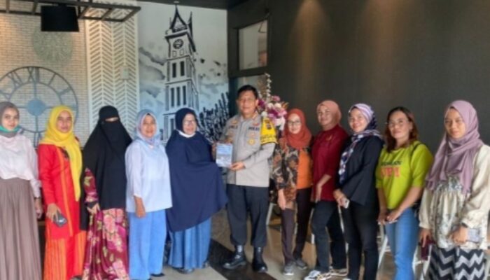 Silaturahmi FJIP dengan Bidhumas Polda Sumbar, Kombes Pol Dwi: Bantu Polisi Tangkal Berita Hoaks dan Ujaran Kebencian