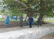 Danramil 1512-02/Patani Memberikan Titik Koordinat Kepada Anggota