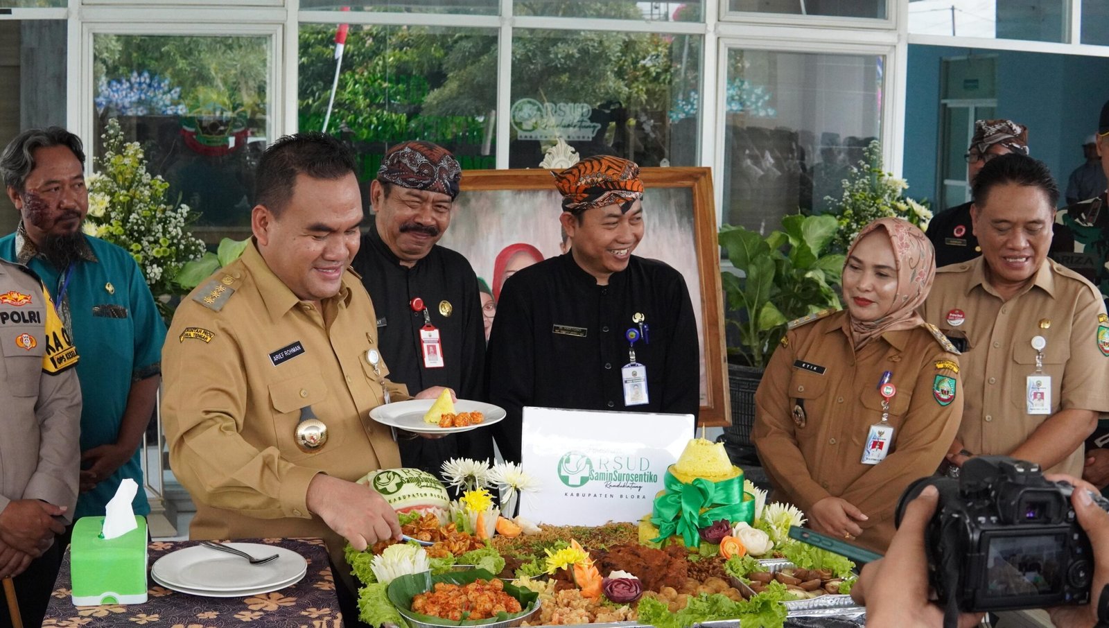 Bupati Blora Didampingi Wakilnya Resmikan RSUD Samin Surosentiko Randublatung 2 IMG 20240304 WA0115 scaled