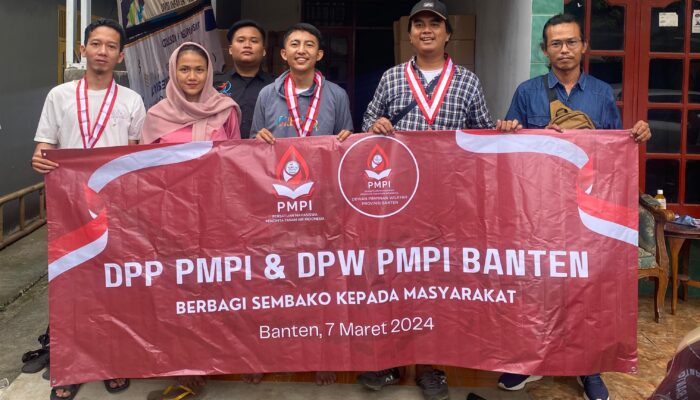 DPP dan DPW PMPI Provinsi Banten Bagikan Paket Sembako ke Masyarakat Pinang