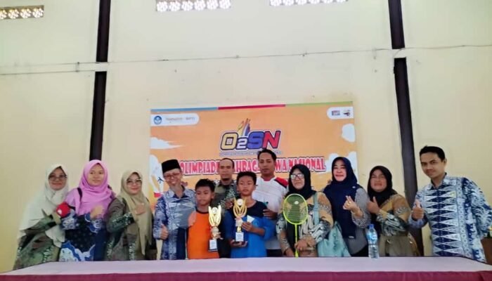 Sebanyak 18 Sekolah SD Negeri dan Swasta Se-Kecamatan Carenang Gelar Acara FLS2N dan O2SN