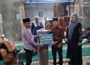 Bupati Bungo Serahkan CSR Untuk Masjid Nurul Ikhsan