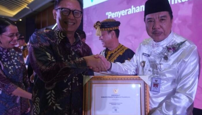 Pj Bupati Merangin Terima Sertifikat Bebas Frambusia