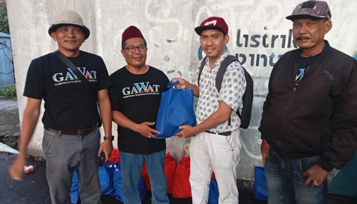 Jelang Hari Raya Idul Fitri 1445 H, Gabungan Wartawan Tangerang Berbagi Takjil dan Bingkisan