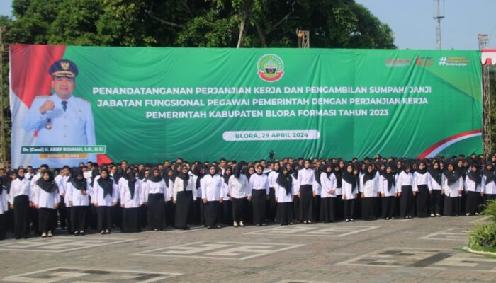 Usai Teken Kontrak Kerja, Arief Rohman Minta 1.734 PPPK Untuk Segera Adaptasi