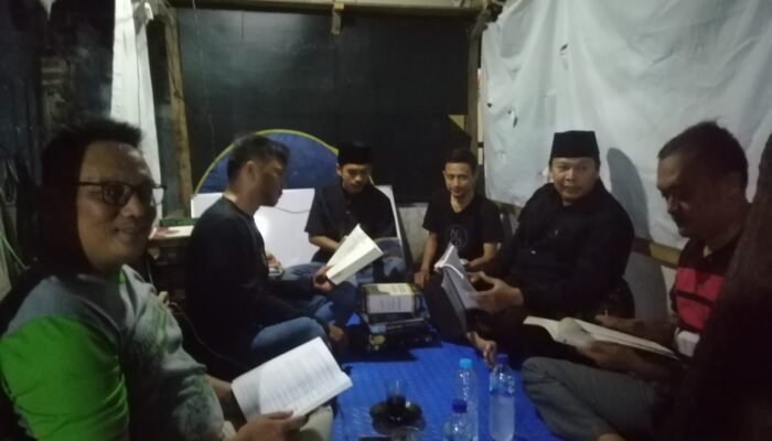 Saung Baca Sang Surya Kronjo, Catatan Insan Pembelajar