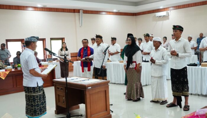 Lantik 30 anggota PPK, KPU Badung harap Pilkada Sukses dan Sesuai Target
