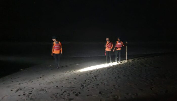 Korban Pantai Kertojayan Belum di Temukan, Basarnas Terus Lakukan Pencarian