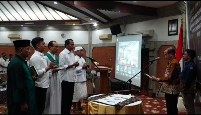 Lantik 186 PPS, KPU Badung Sambut Pilkada Serentak 2024
