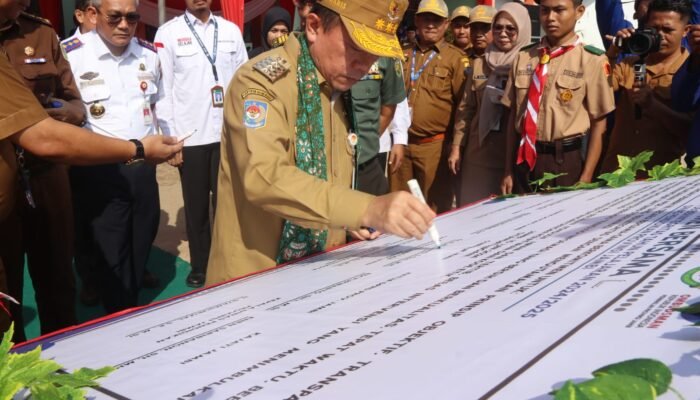 Gubernur Al Haris Tegaskan Panitia PPDB Harus Berintegritas dan Berkomitmen