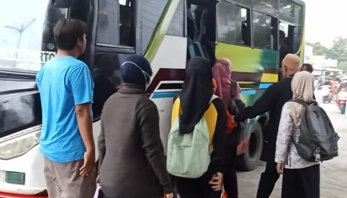 Sulitnya Transportasi Menjelang Malam Dikeluhkan Banyak Warga Pemalang