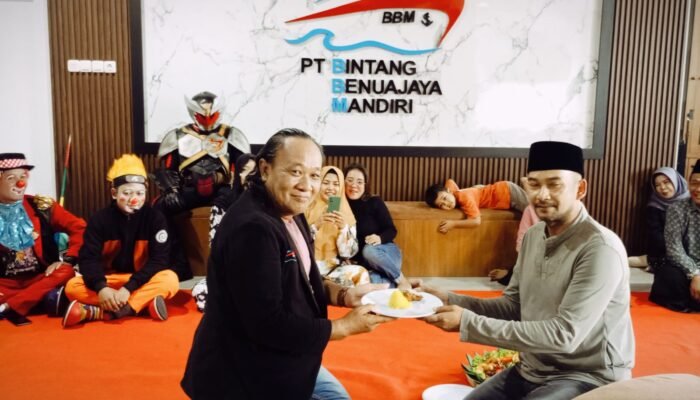 Bentuk Wujud Syukur HUT 10 Tahun, PT Bintang Benuajaya Mandiri Gelar Tausyiah dan Santuni Ratusan Anak Yatim