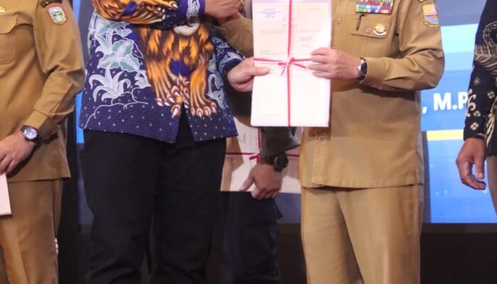 Menteri AHY Puji Kinerja Gubernur Al Haris Sukseskan Program Reforma Agraria