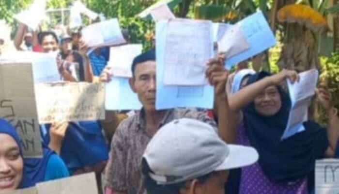 PBB Ratusan Juta Ditilep, Warga Panjunan Gelar Unjuk Rasa Keliling Kampung  
