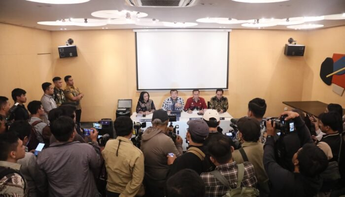 Sistem Layanan Imigrasi Kembali Pulih Paskah Gangguan