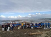 Perangi Sampah di Pesisir Laut, Social Project Bali Adakan Beach Clean Up