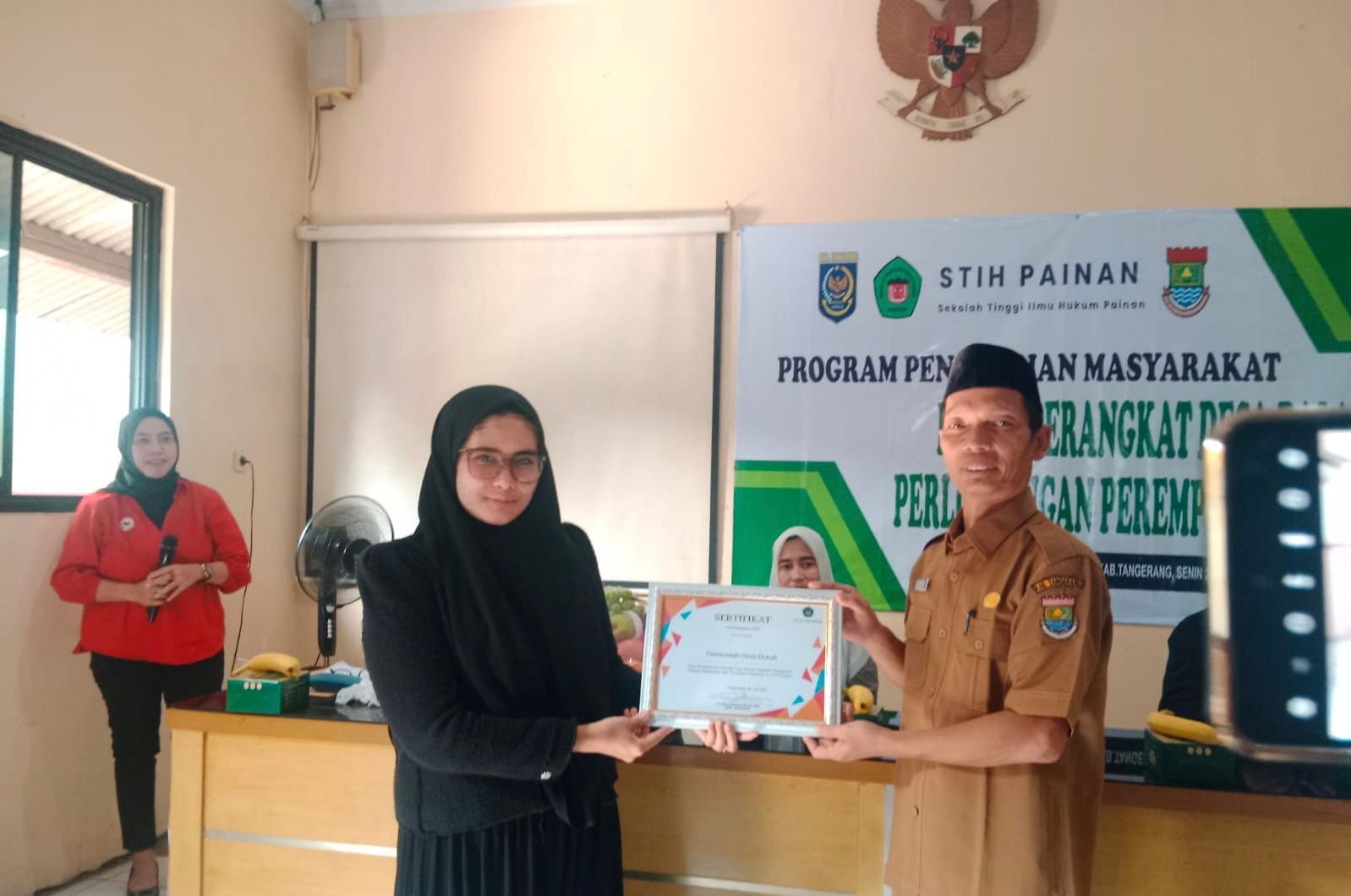 STIH PAINAN Gelar Program Pengabdian Masyarakat dan Peran Perangkat Desa Dalam Perlindungan Perempuan dan Anak 2 IMG 20240730 WA0003