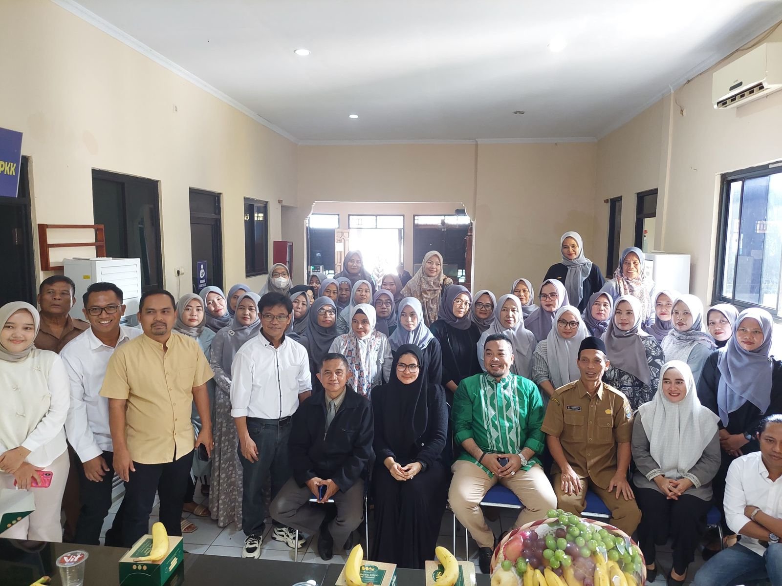 STIH PAINAN Gelar Program Pengabdian Masyarakat dan Peran Perangkat Desa Dalam Perlindungan Perempuan dan Anak 2 IMG 20240730 WA0004